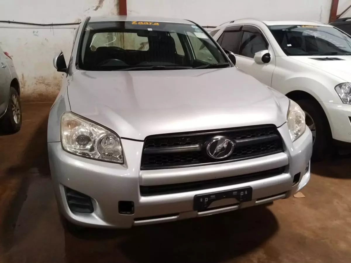 Toyota RAV 4   - 2009