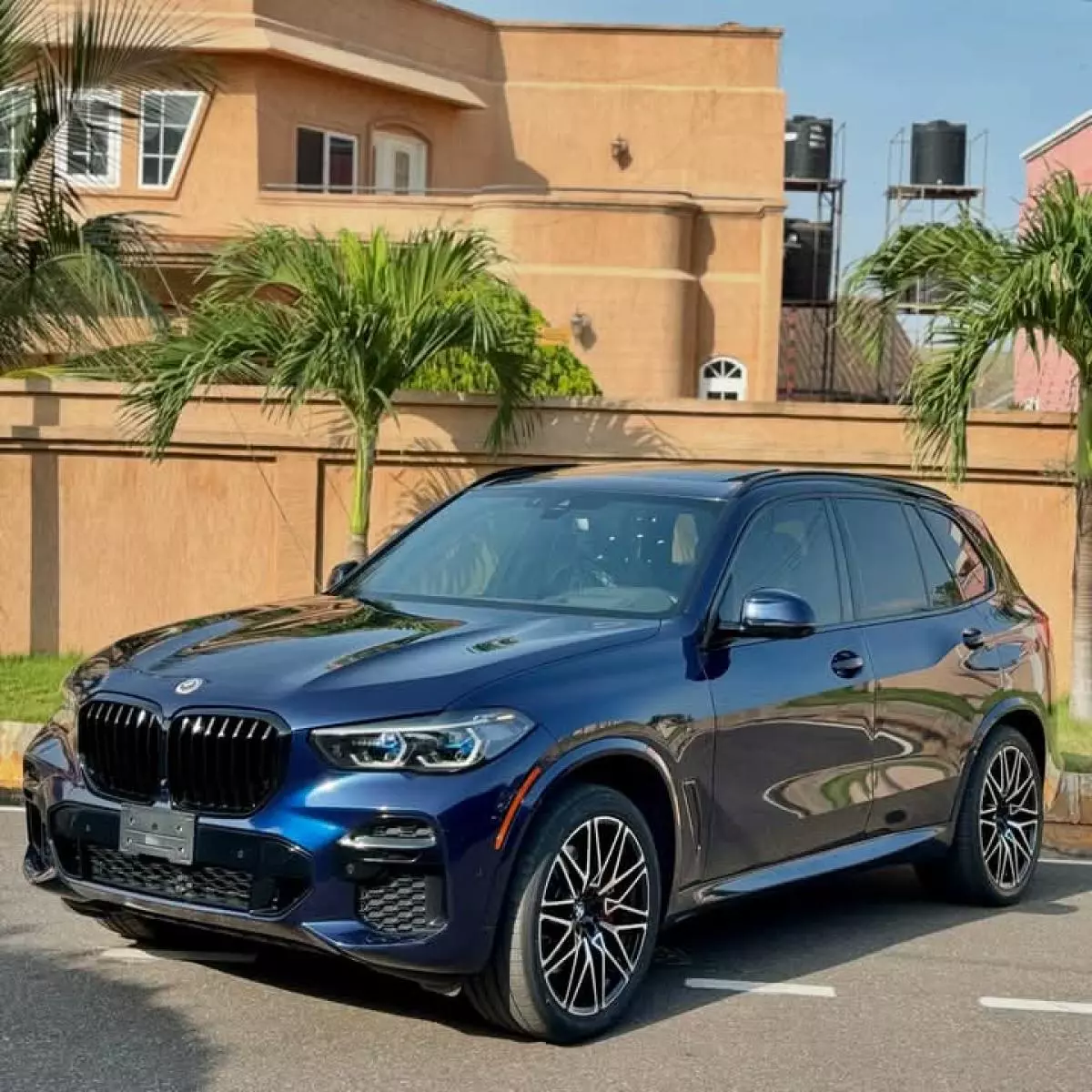 BMW X5 M   - 2023