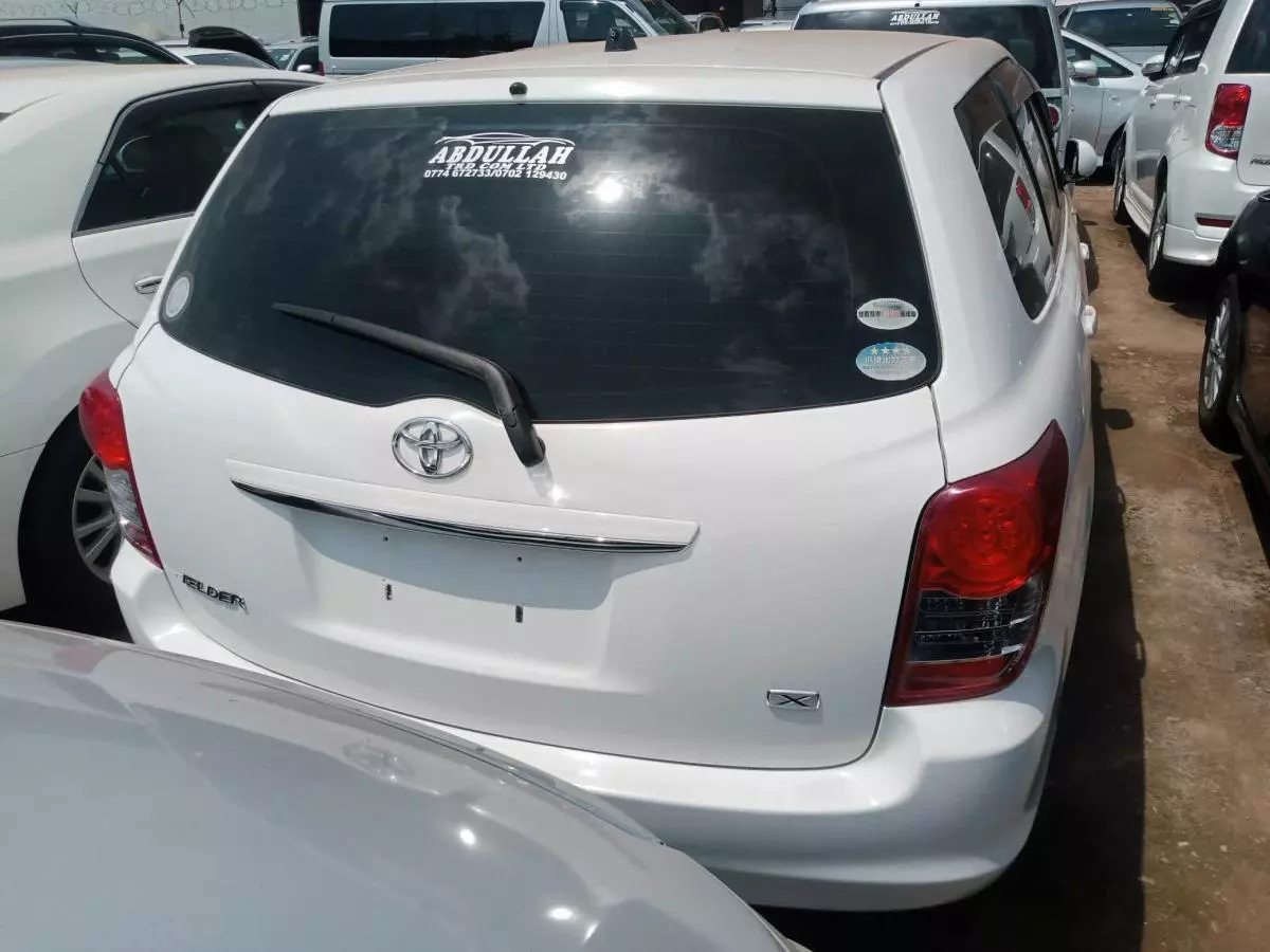 Toyota Fielder  - 2009