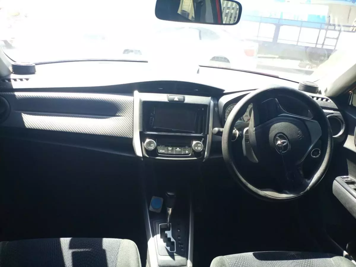 Toyota Fielder  - 2012