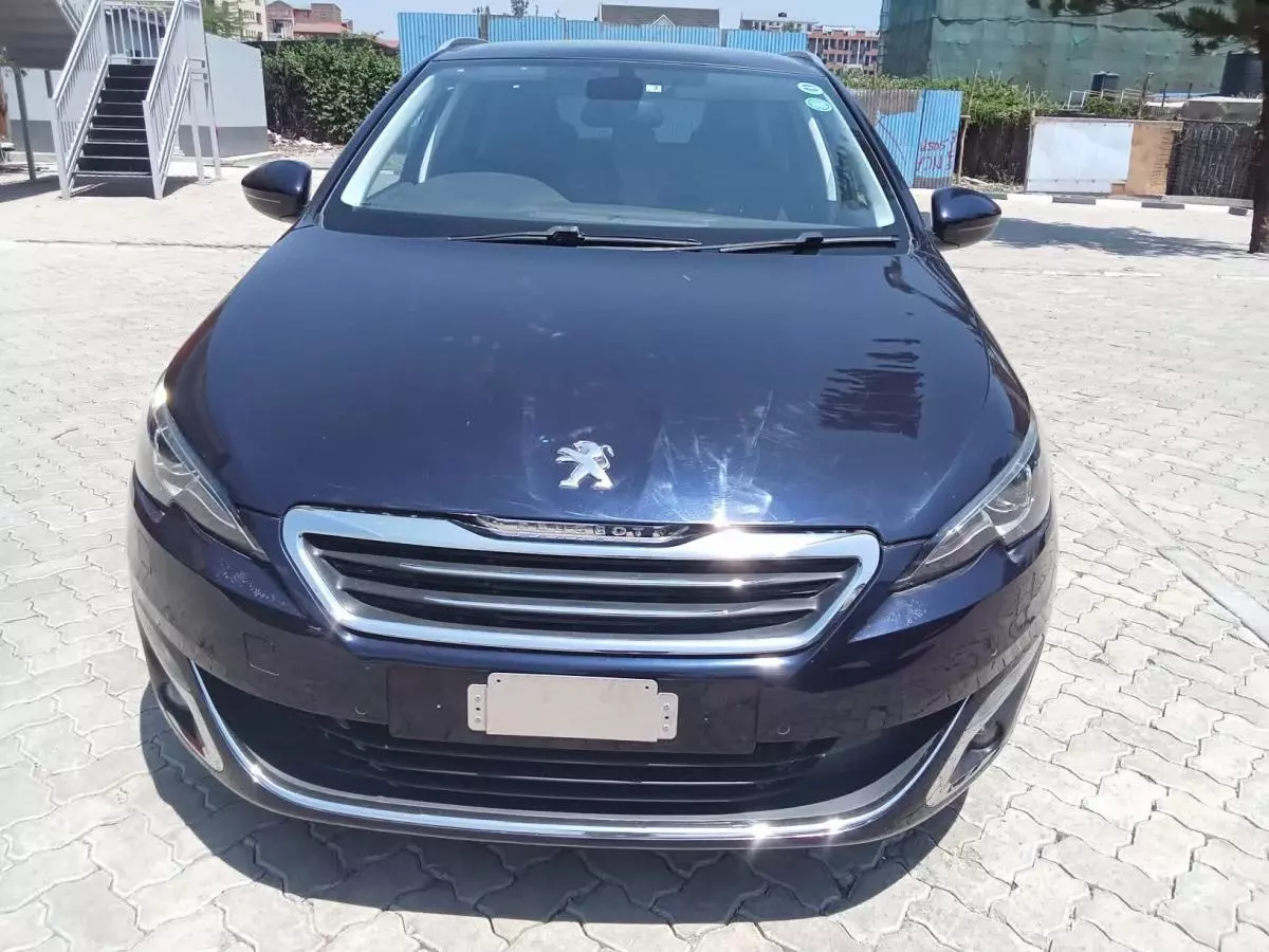 Peugeot 308   - 2016