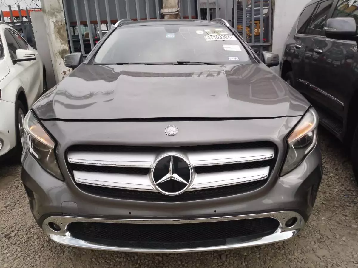 Mercedes-Benz GLA 250   - 2015