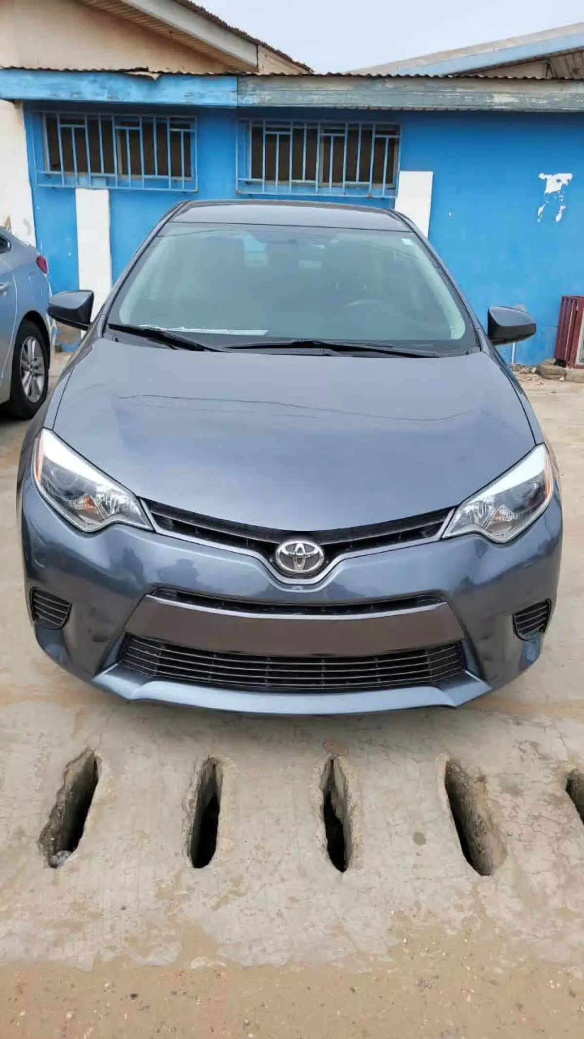 Toyota Corolla   - 2015