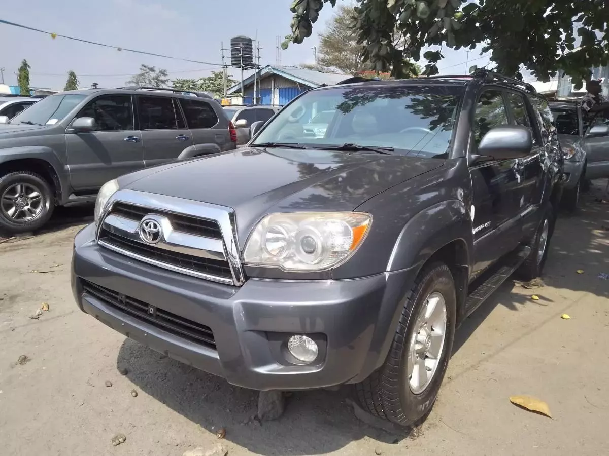 Toyota 4-Runner - 2009