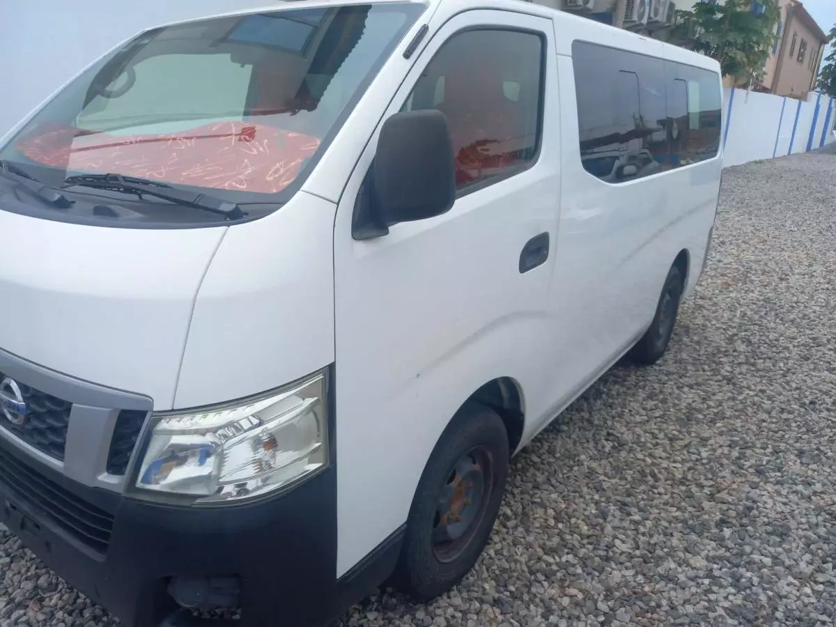 Toyota Hiace   - 2016