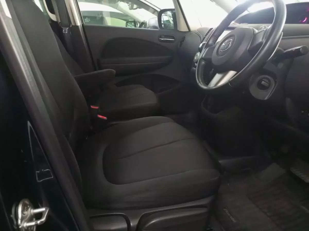 Mazda Biante - 2015