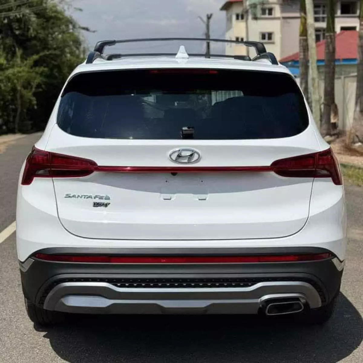 Hyundai Santa Fe   - 2023