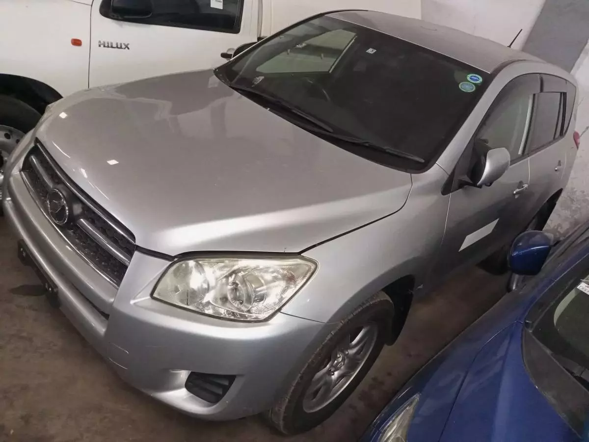 Toyota RAV 4 - 2015
