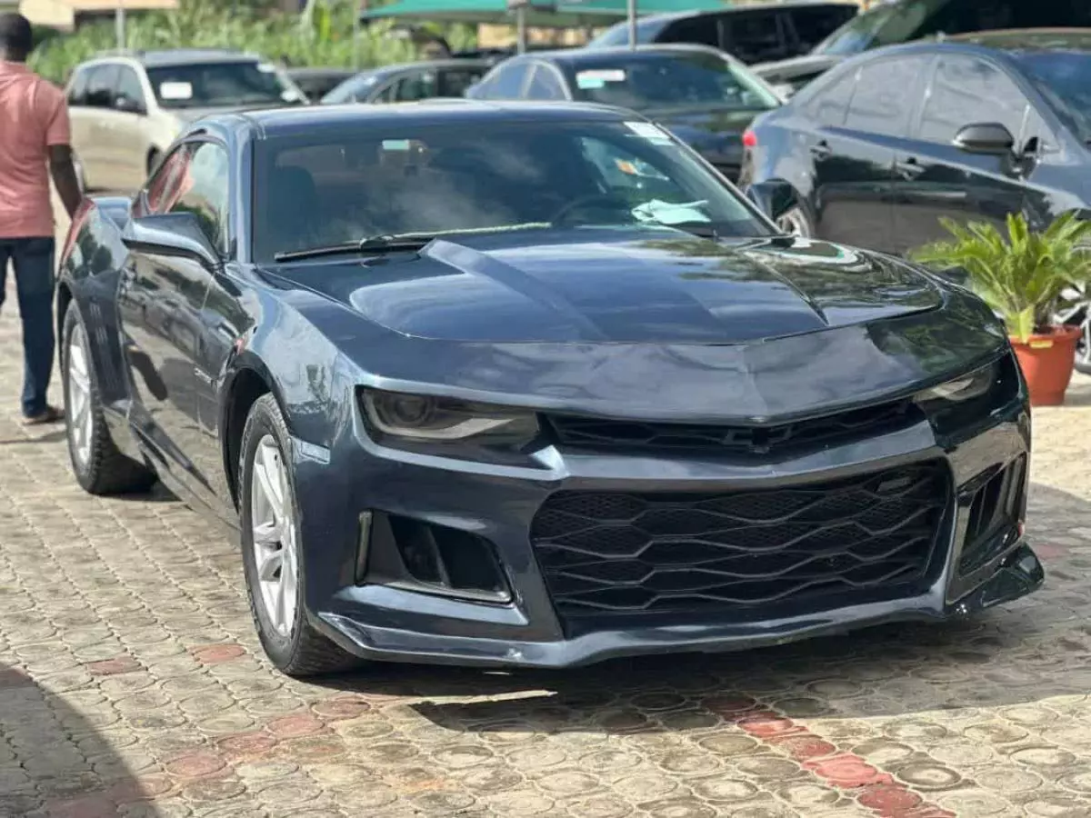 Chevrolet Camaro   - 2015