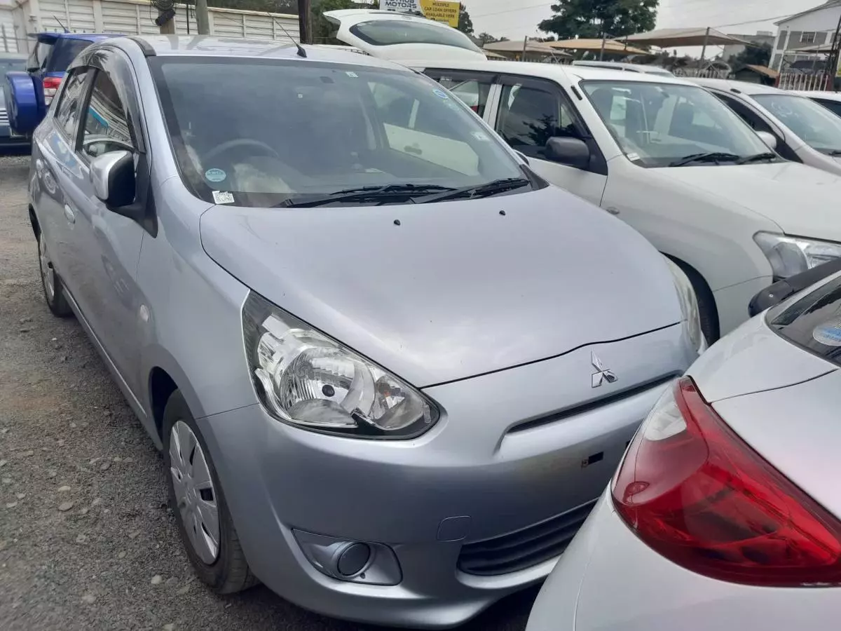 Mitsubishi Mirage - 2015