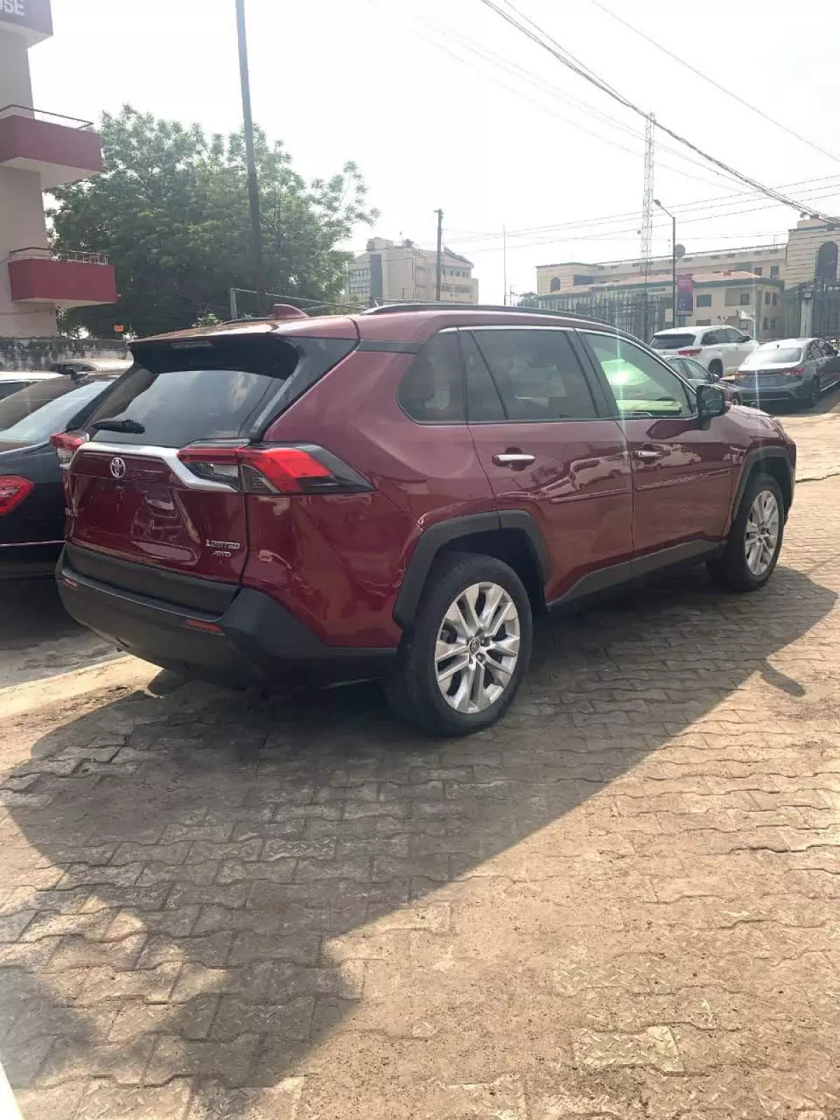 Toyota RAV 4   - 2019