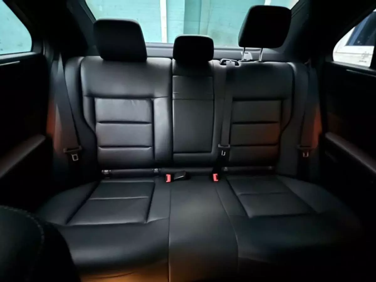 Mercedes-Benz E 350 - 2015