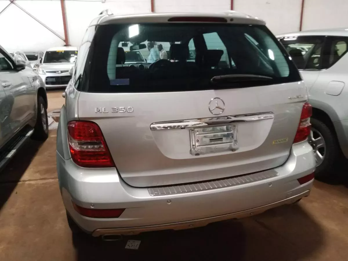 Mercedes-Benz ML 350   - 2009