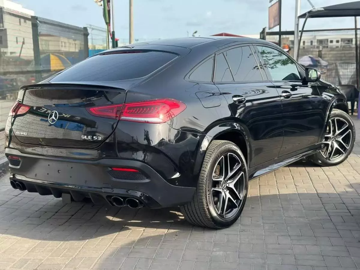 Mercedes-Benz GLE 53 AMG   - 2021