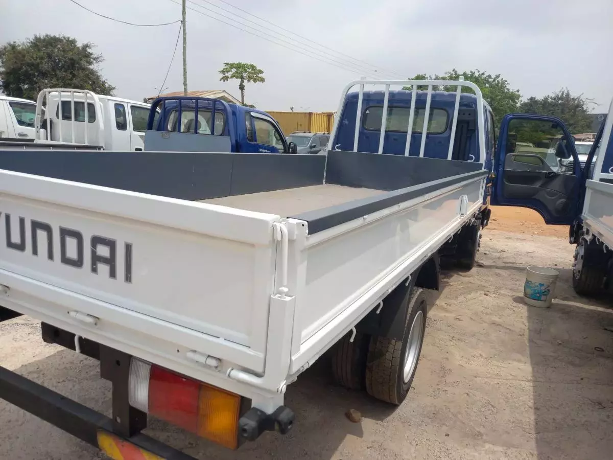 Hyundai Mighty - 2005
