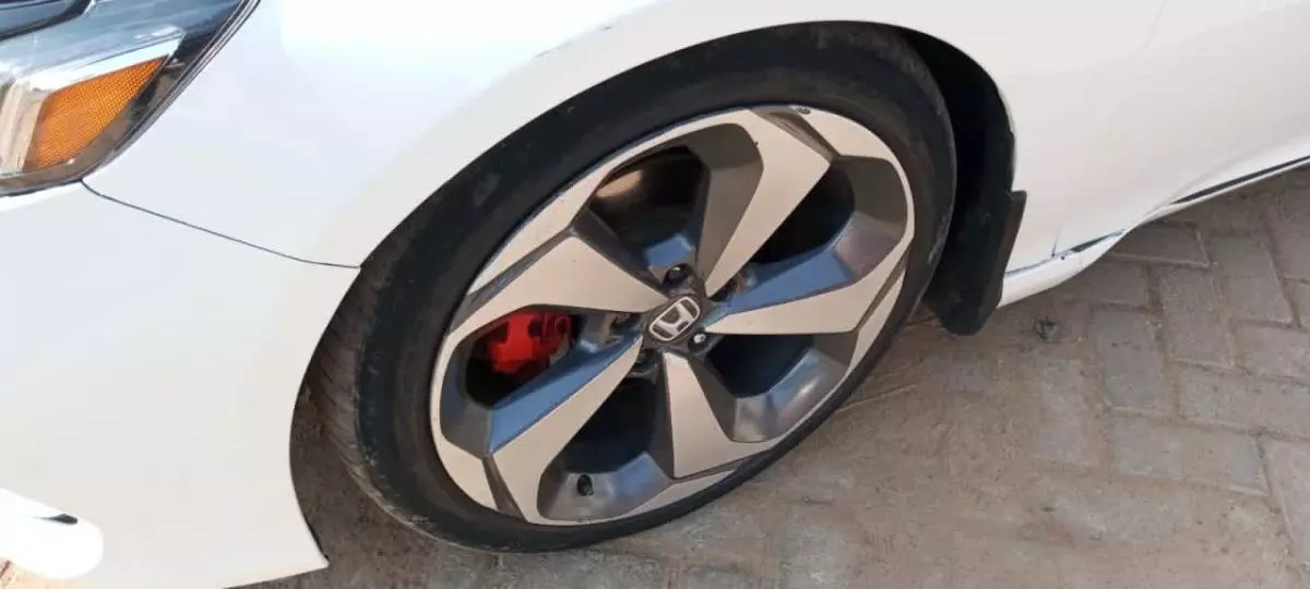 Honda Accord - 2018
