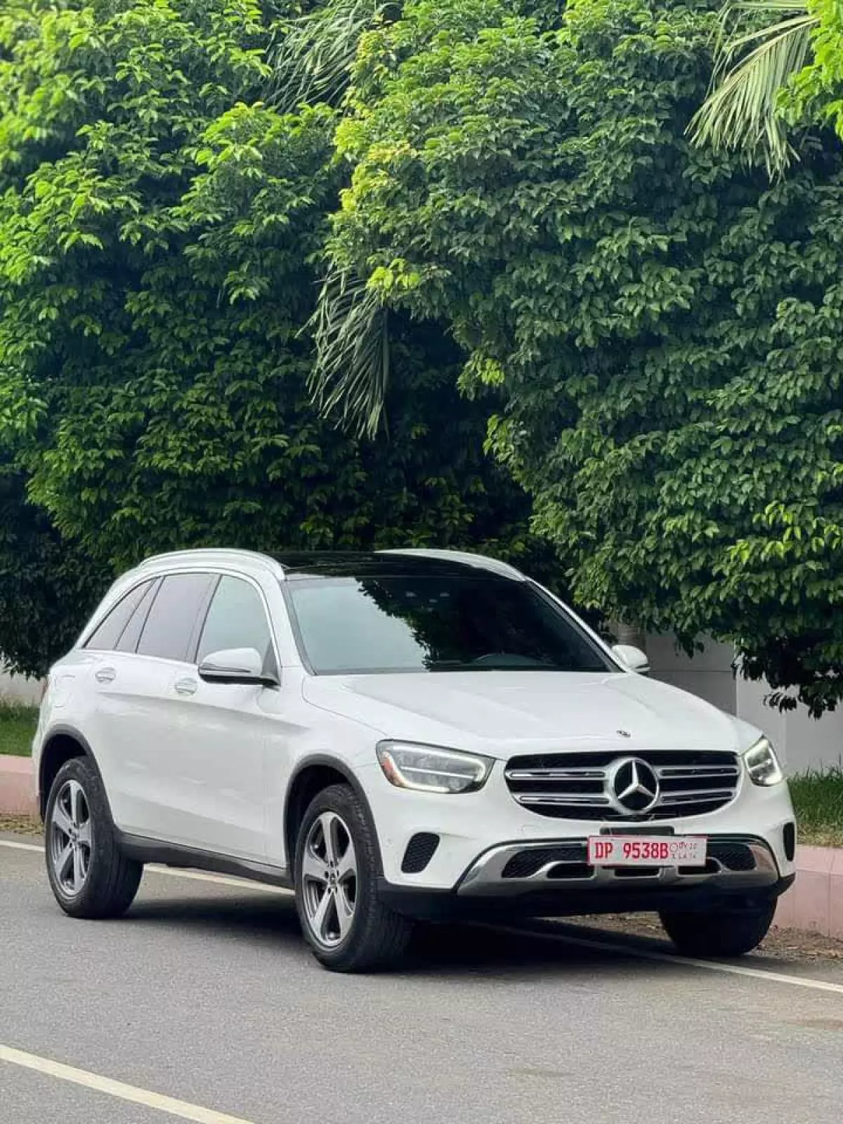 Mercedes-Benz GLC 300   - 2020