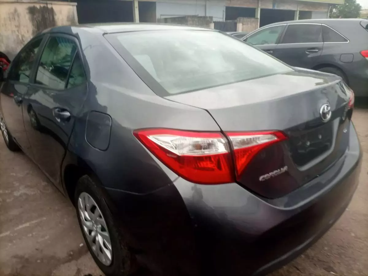 Toyota Corolla - 2014