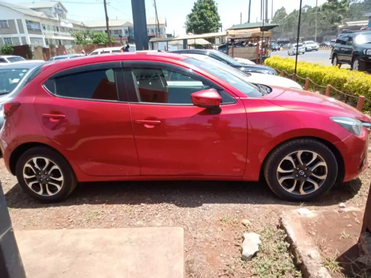 Mazda Demio - 2015