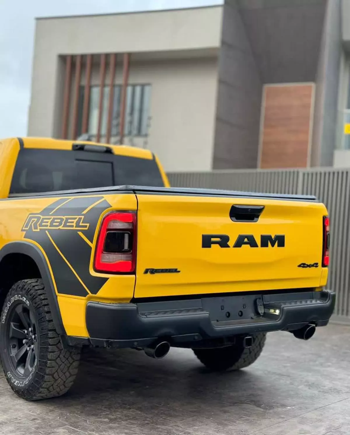 Dodge RAM   - 2023