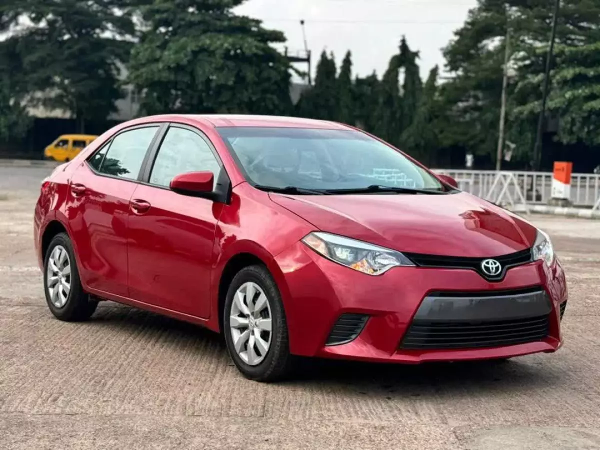 Toyota Corolla   - 2015