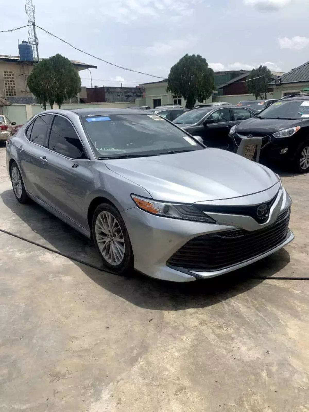 Toyota Camry   - 2018