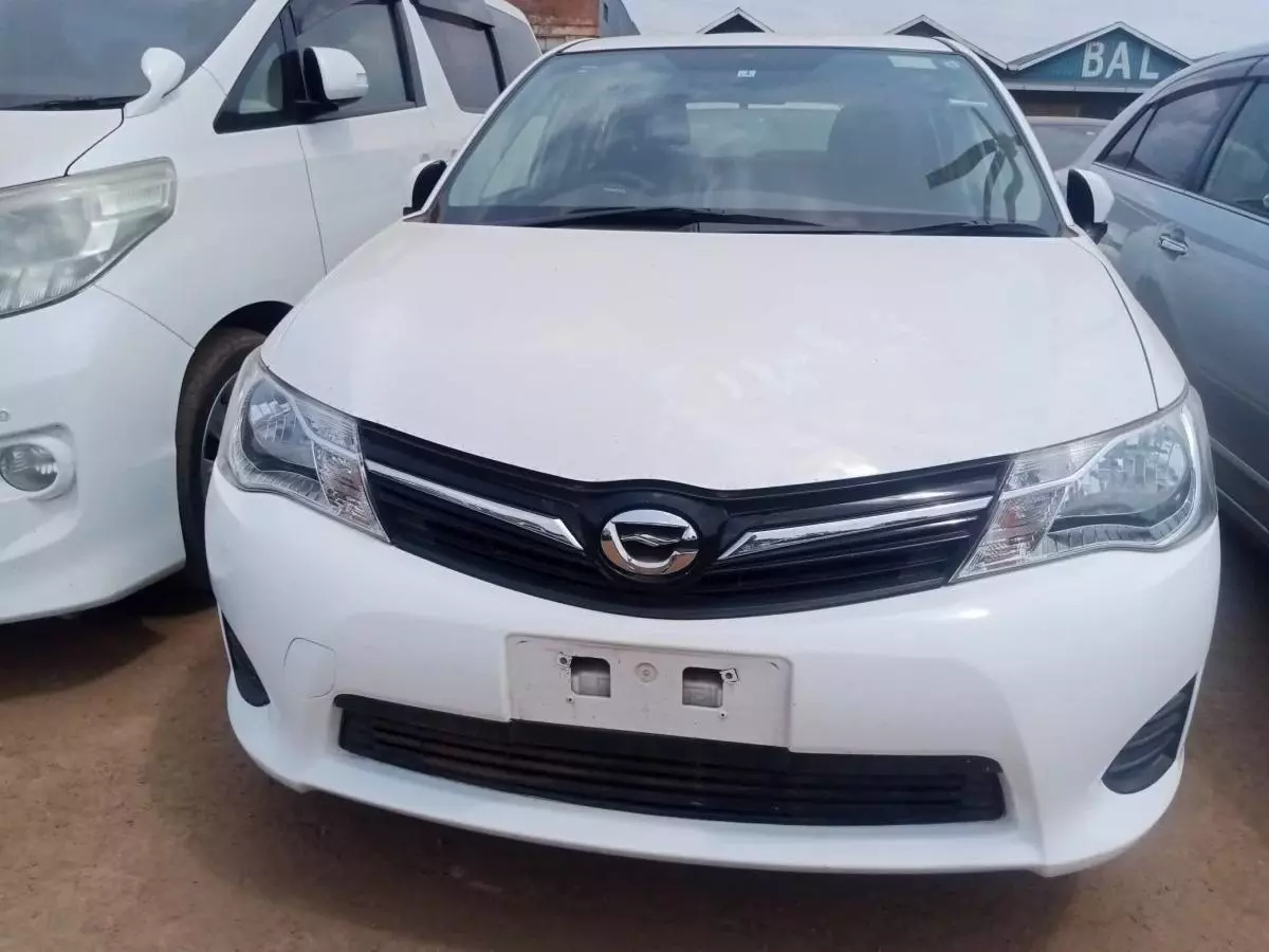 Toyota Fielder    - 2014