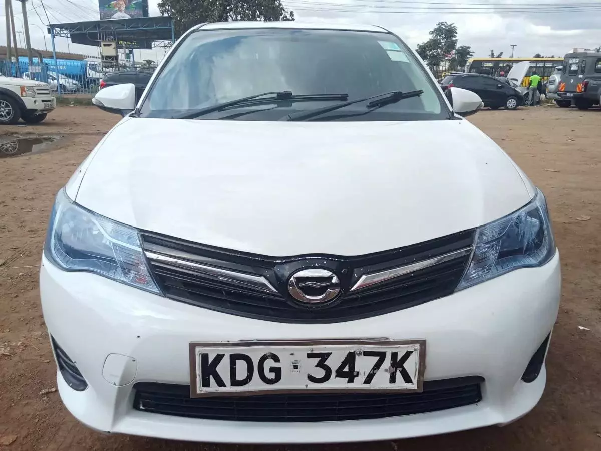 Toyota Fielder    - 2014