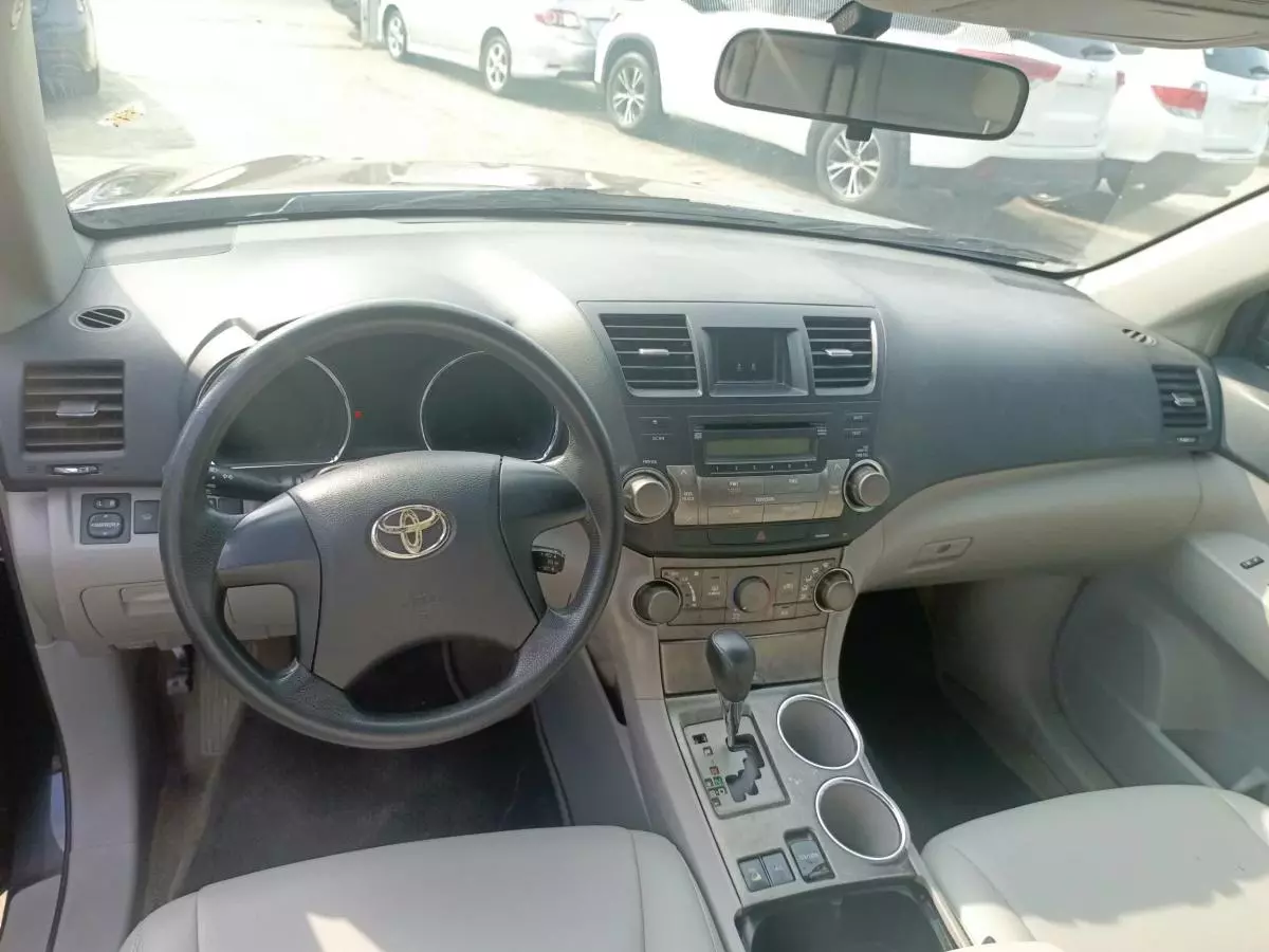 Toyota Highlander   - 2008