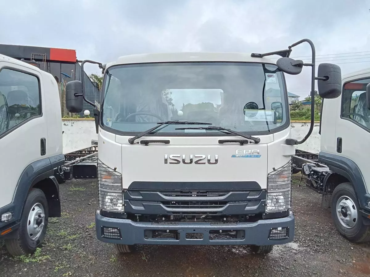 Isuzu FRR   - 2024