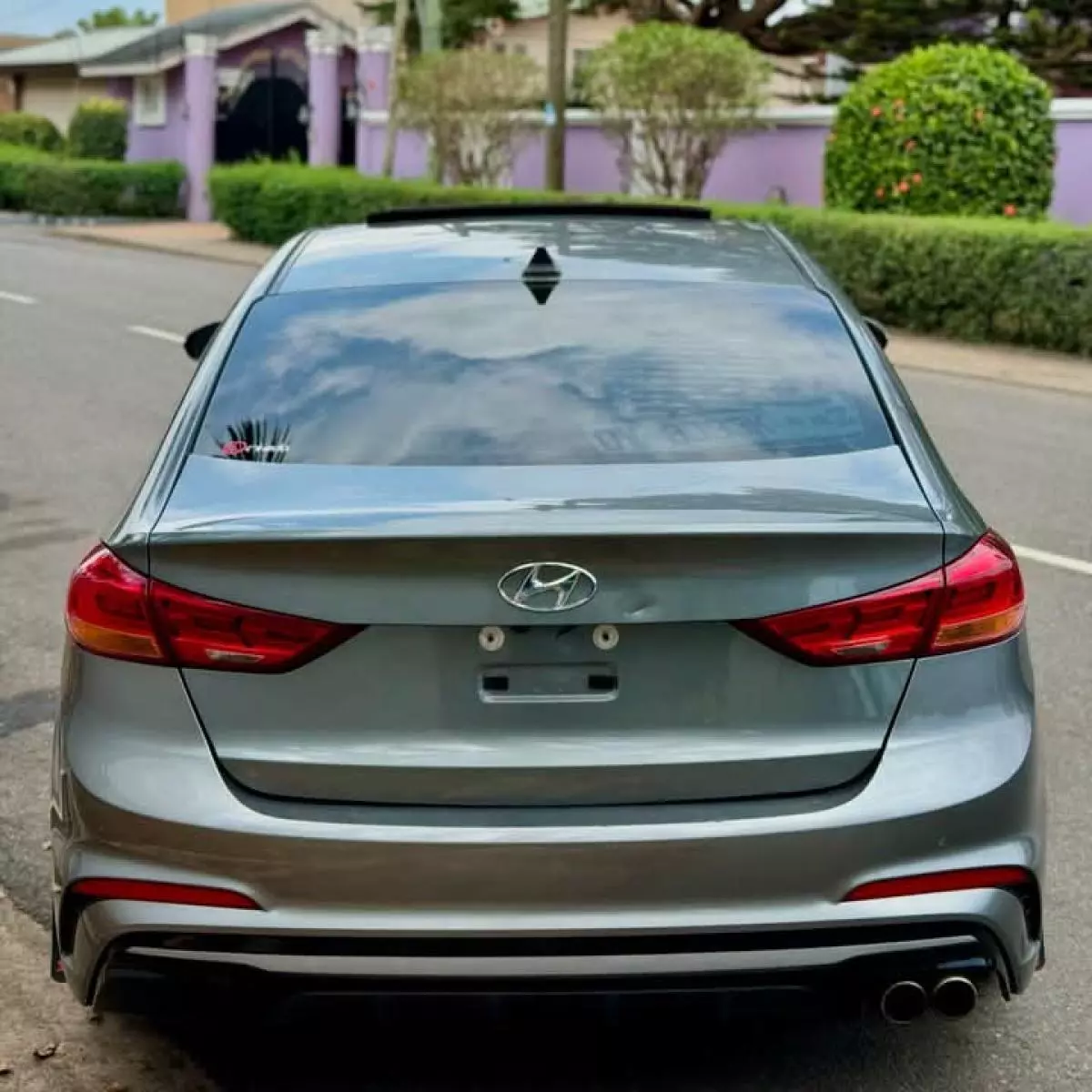 Hyundai Elantra   - 2018