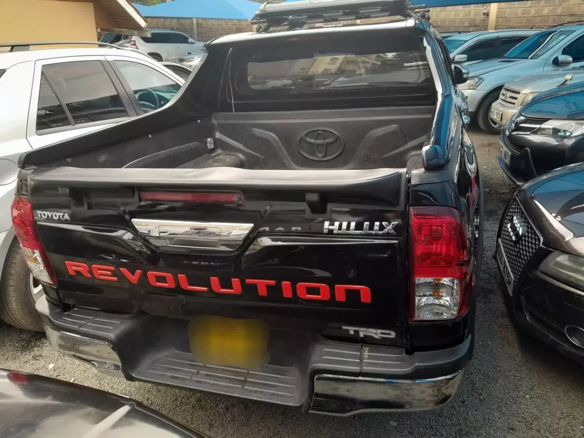 Toyota Hilux Revo  - 2016