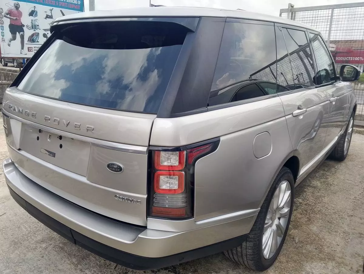 Land Rover RANGEROVER SUPERCHARGED   - 2015