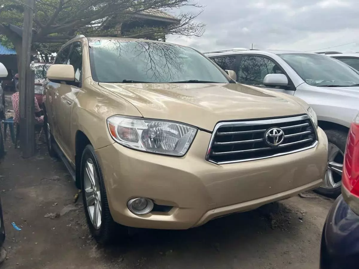 Toyota Highlander   - 2008