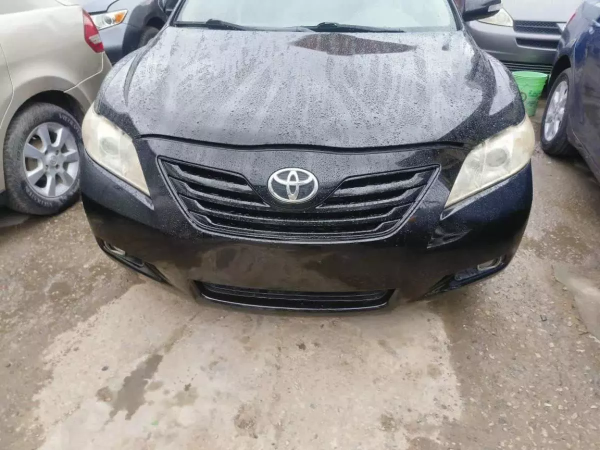 Toyota Camry   - 2007