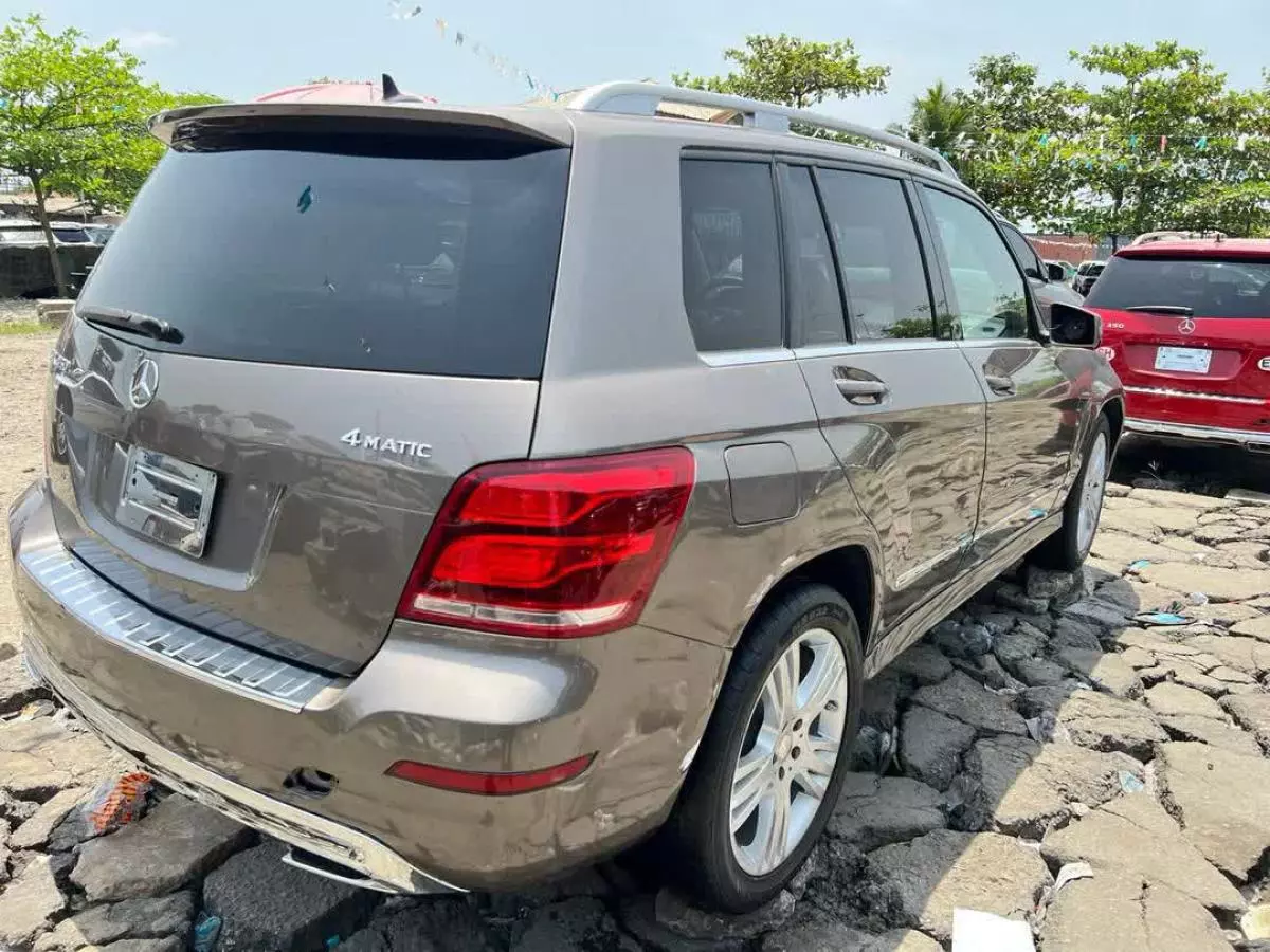 Mercedes-Benz GLK 350   - 2013