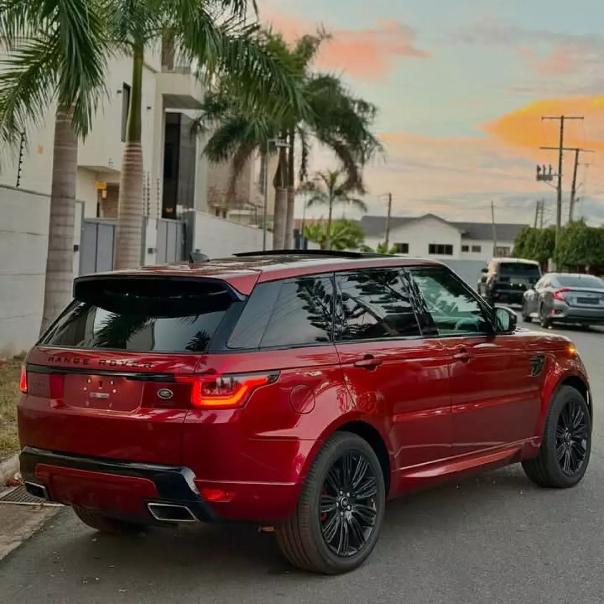 Land Rover Range Rover Sport   - 2019