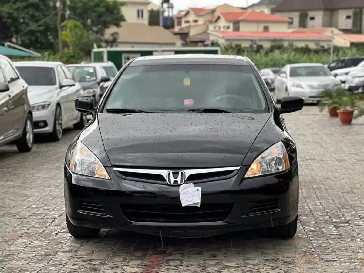 Honda Accord   - 2007