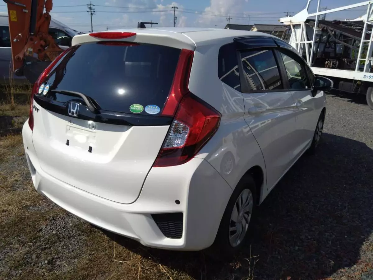 Honda Fit   - 2016