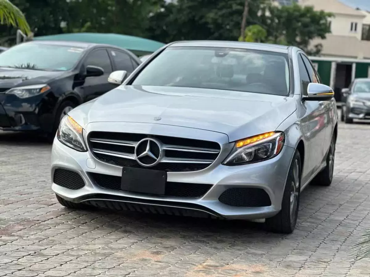 Mercedes-Benz C 300   - 2016