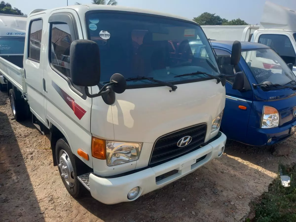 Hyundai Mighty   - 2002