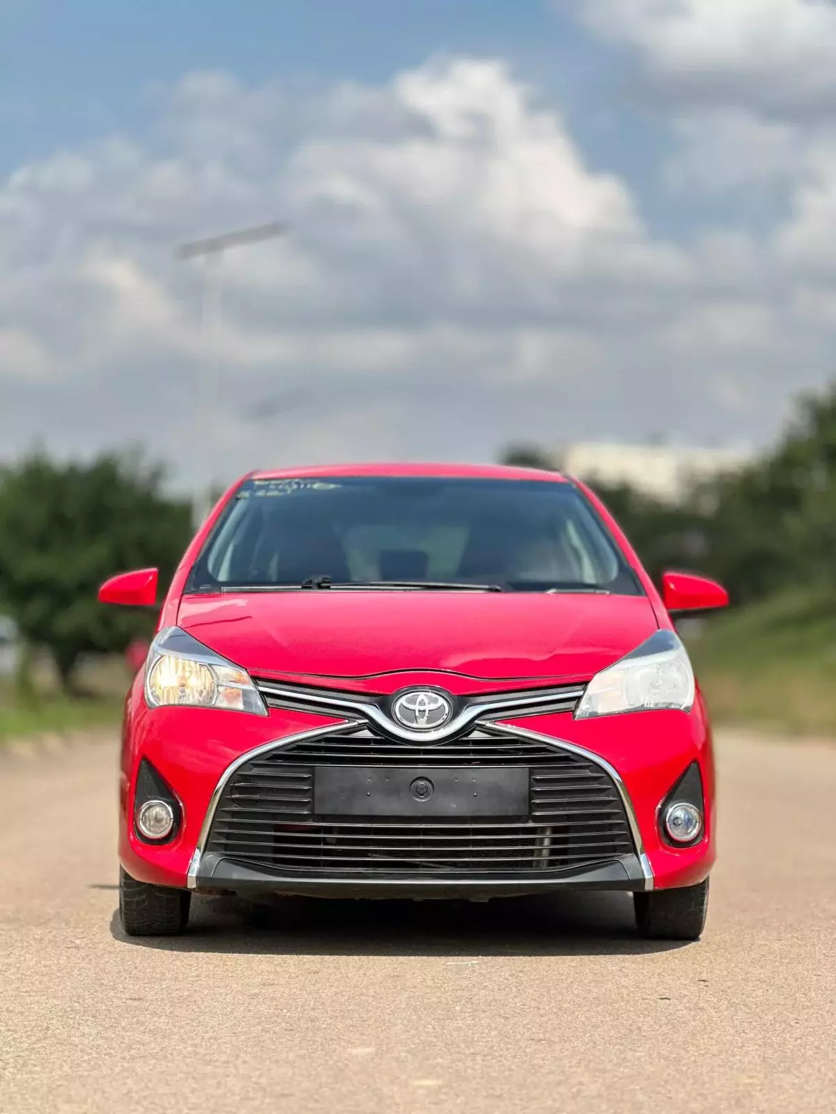 Toyota Yaris   - 2015