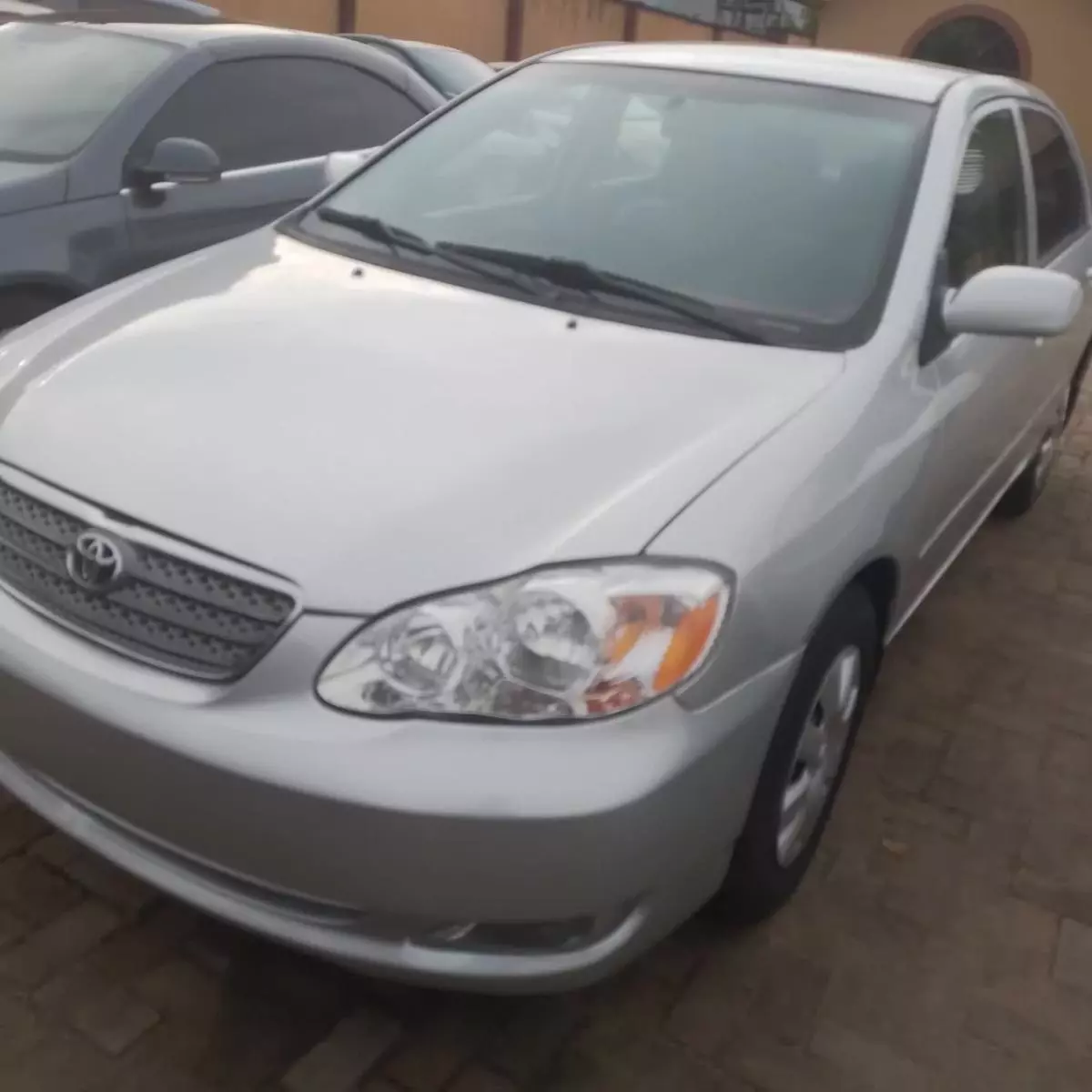 Toyota Corolla   - 2007