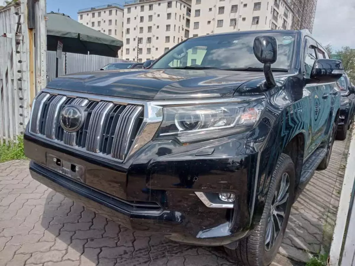 Toyota Landcruiser prado TX   - 2017