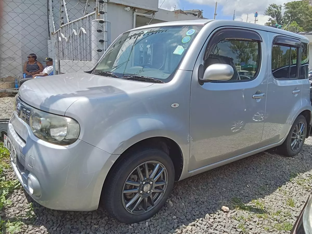 Nissan Cube   - 2015