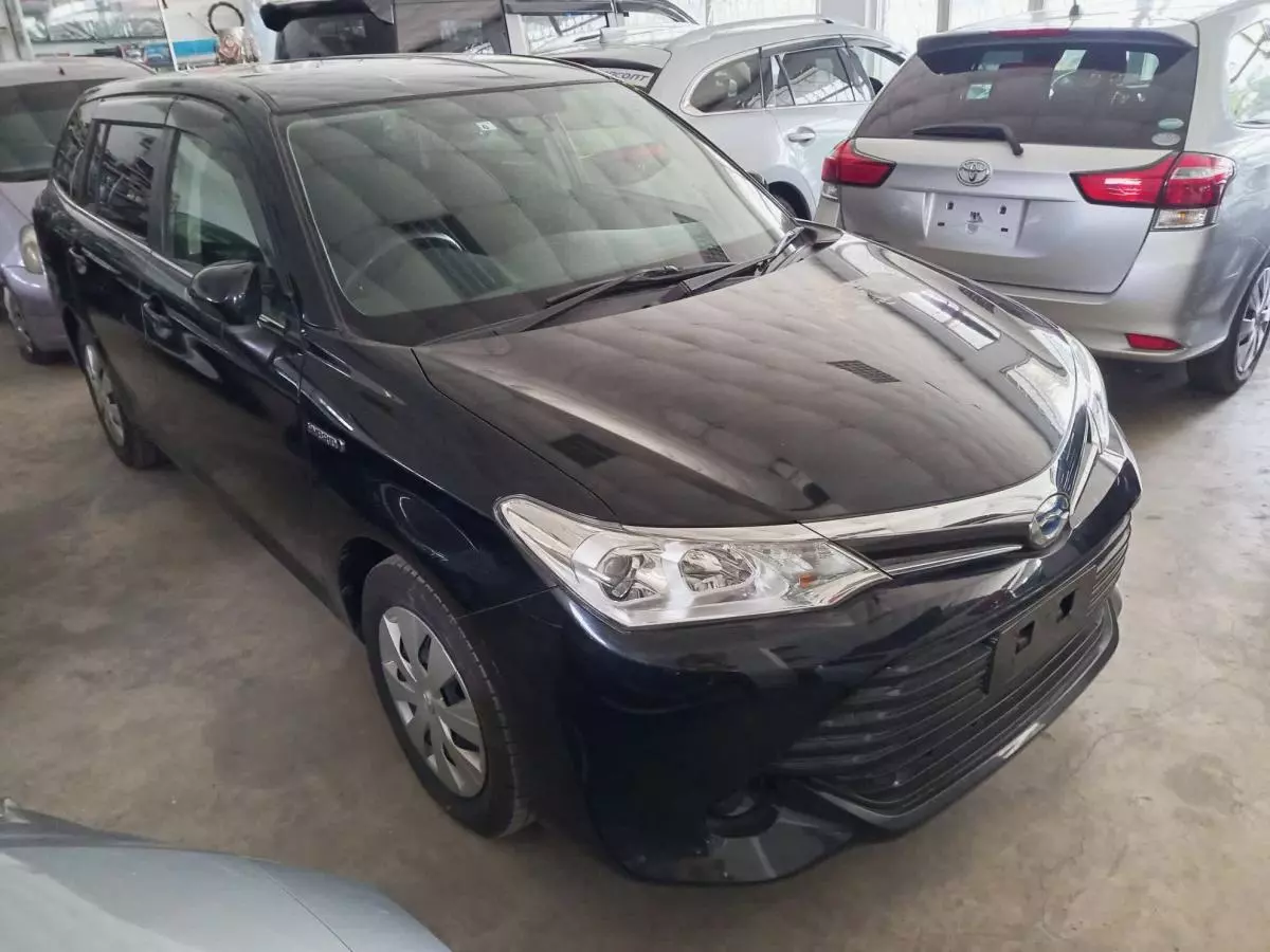 Toyota Fielder hybrid  - 2015