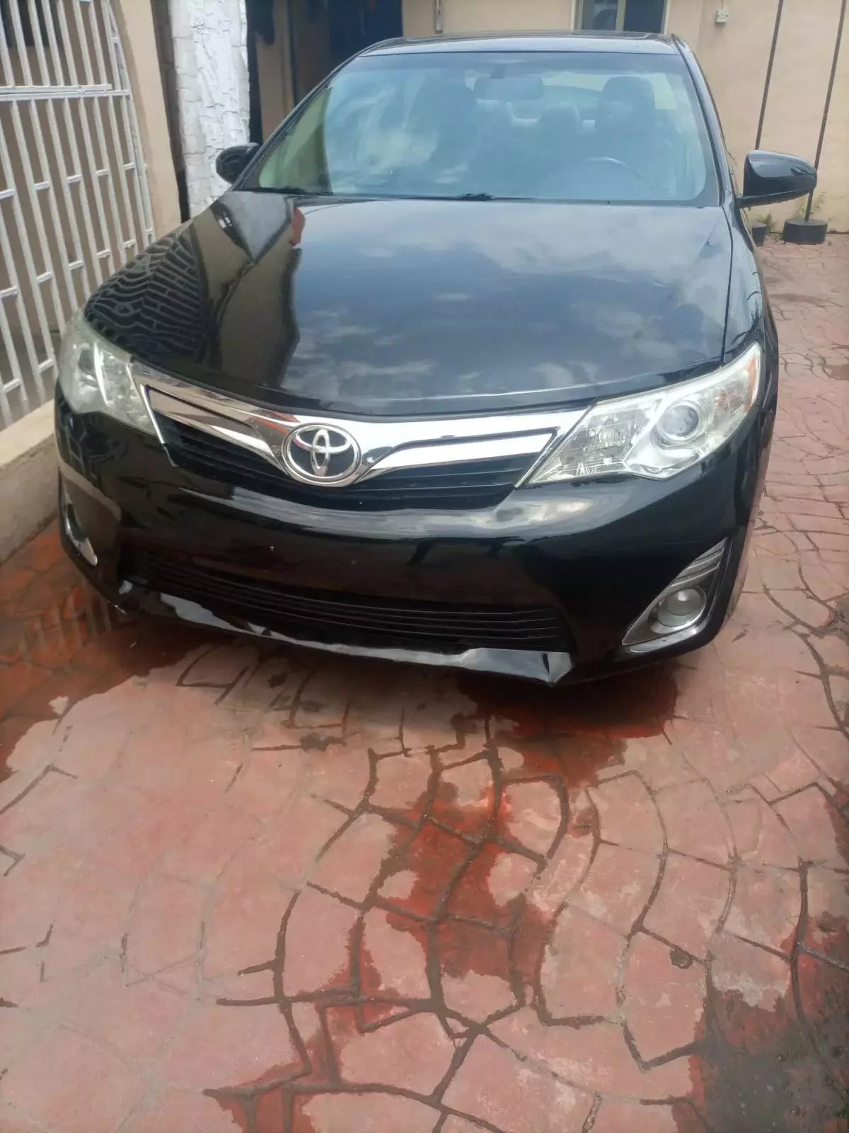 Toyota Camry   - 2012