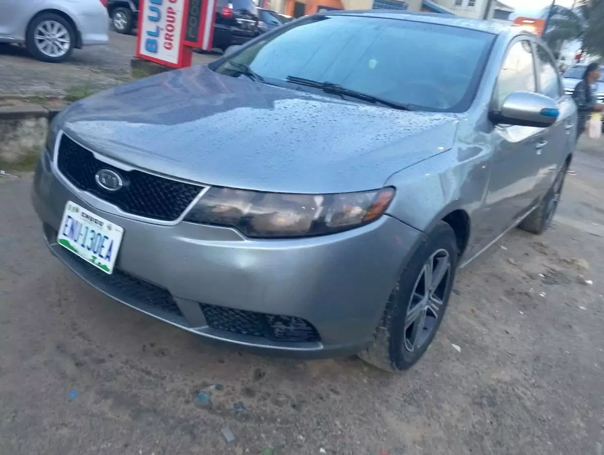 KIA Cerato   - 2010