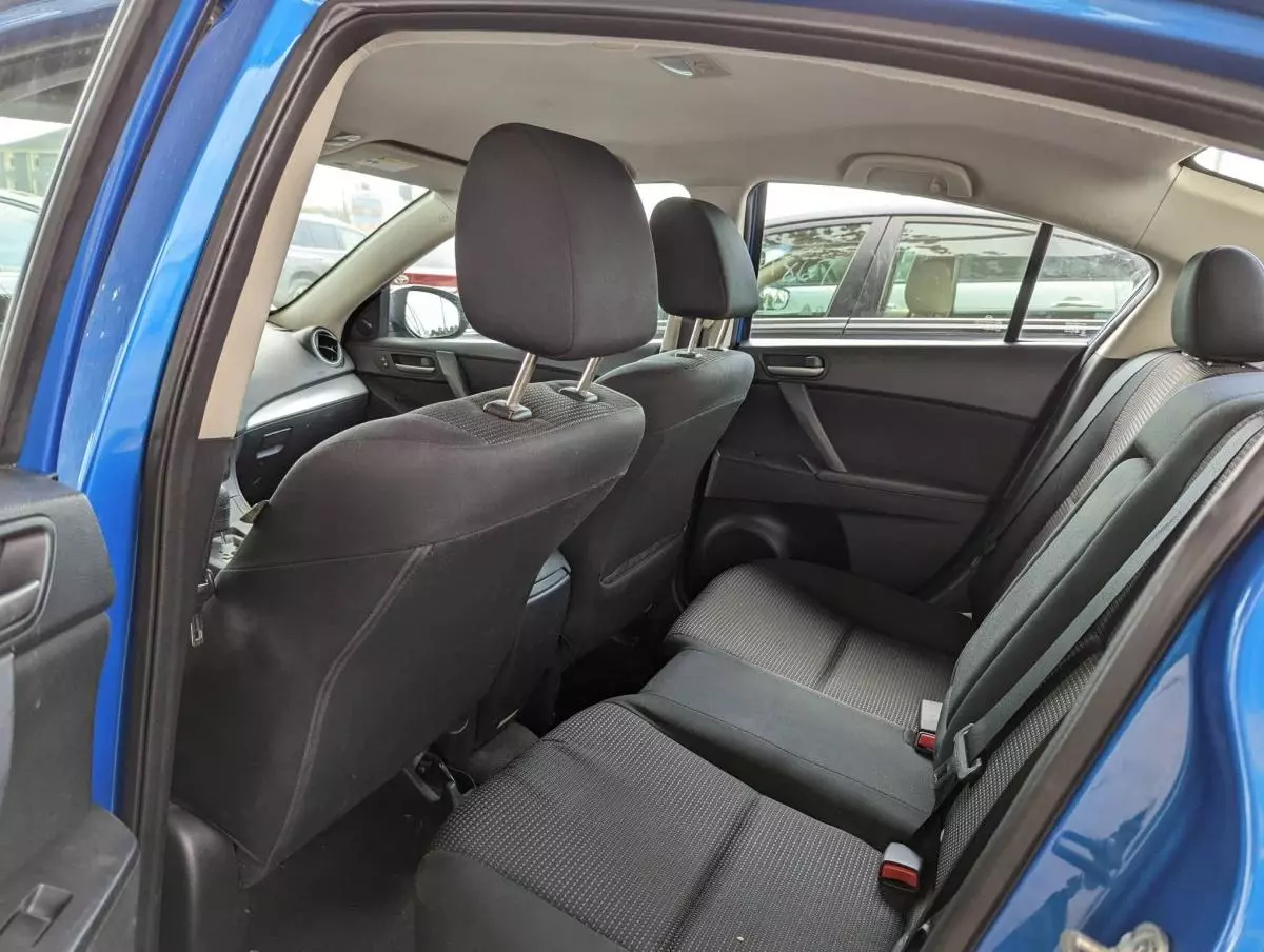 Mazda 3 - 2012