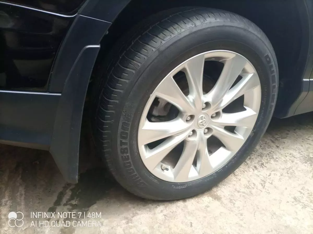 Toyota RAV 4 - 2016